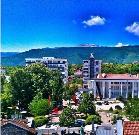 Deçani city center