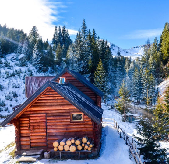 Gjeravica mountain huts