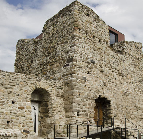 Vushtrri fortress Turm